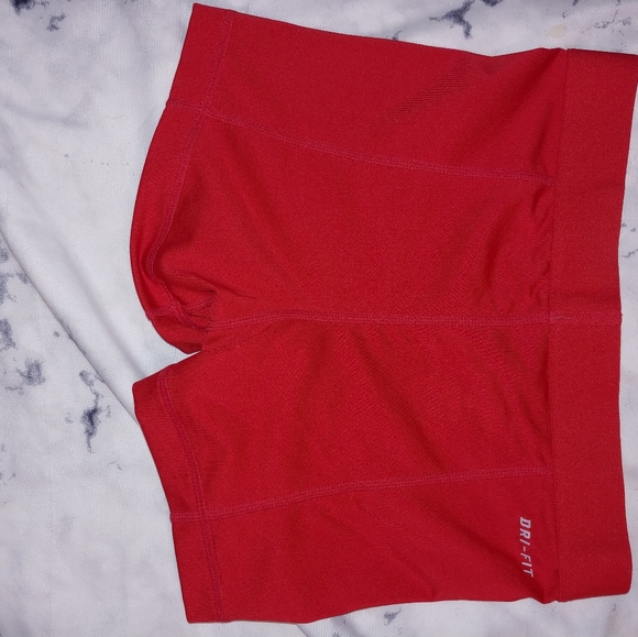 Nike pro compression shorts - Picture 2 of 3